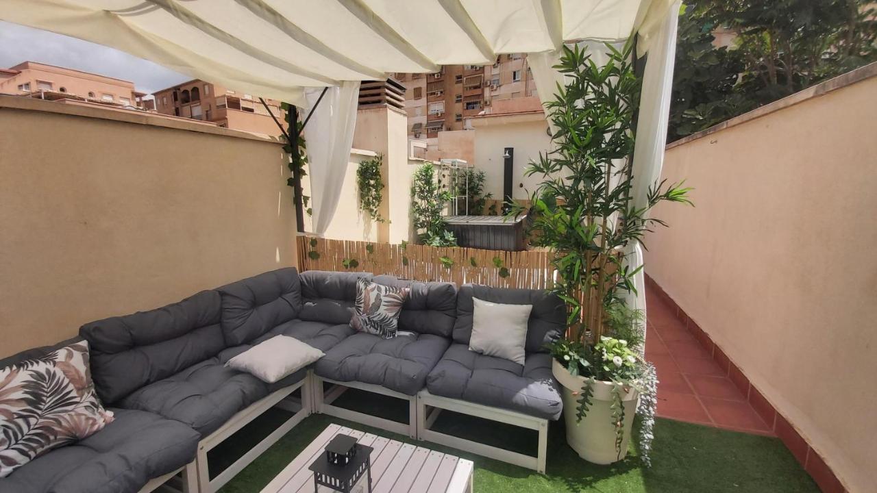 Апартаменти Del Parque Flats Atico Capuchinos Малага Екстер'єр фото